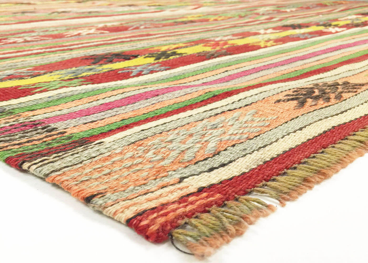 Vintage Turkish Kilim - 5'2" x 8'5"