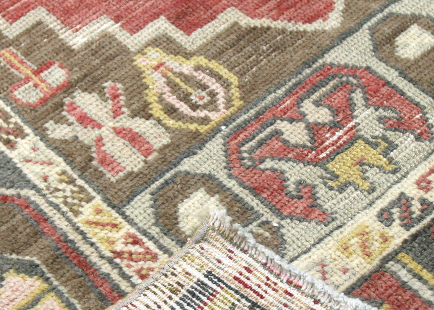 Vintage Turkish Oushak Rug - 2'11" x 4'8"