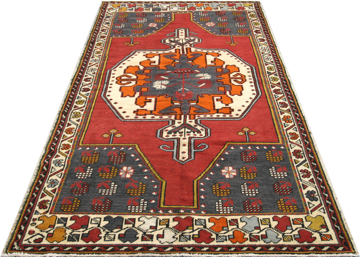 Vintage Turkish Oushak Rug - 4' x 8'8"