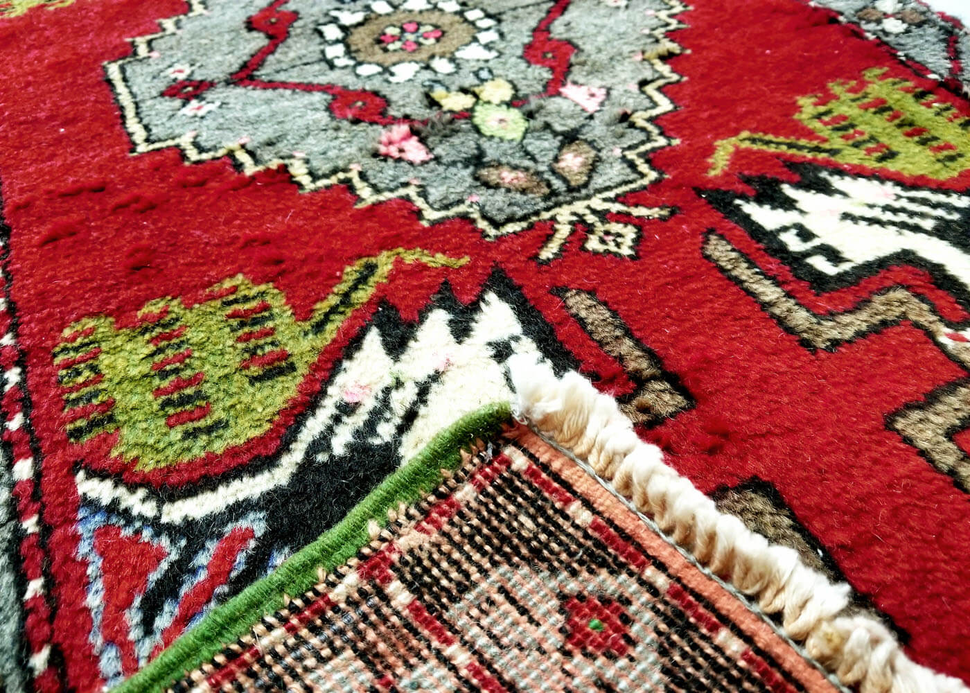 Vintage Turkish Oushak Yastic - 1'9" x 3'6"