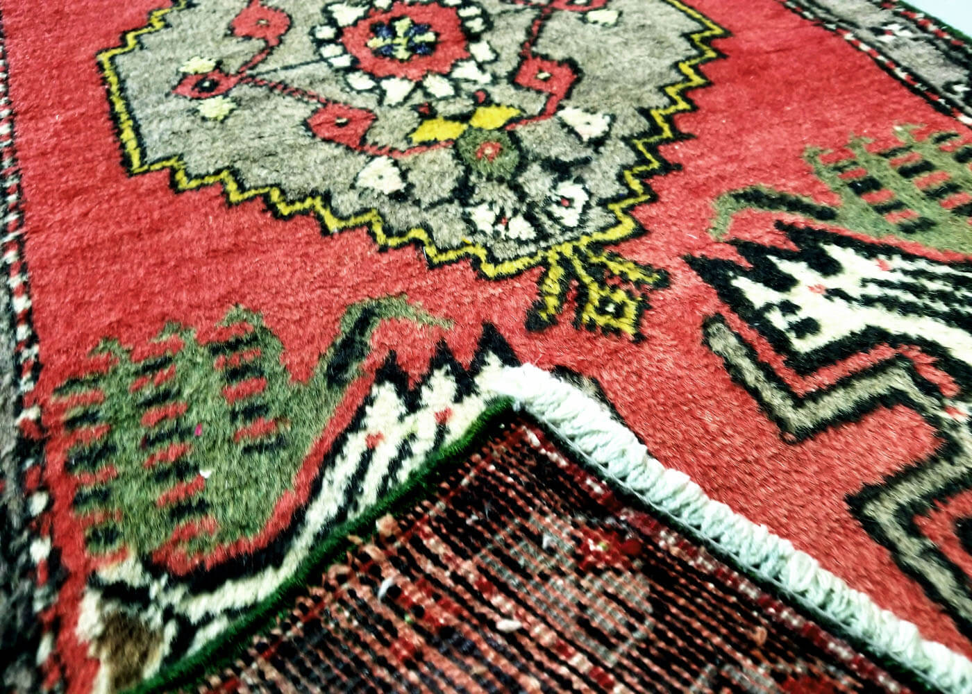 Vintage Turkish Oushak Yastic - 1'8" x 3'6"