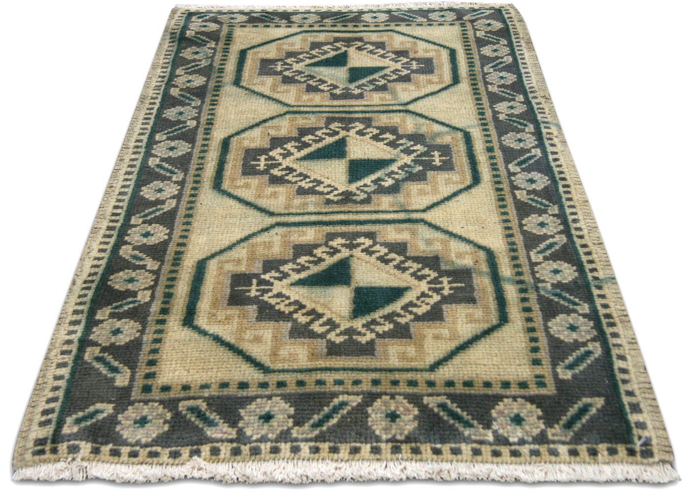 Vintage Turkish Oushak Yastic - 1'7" x 2'5"