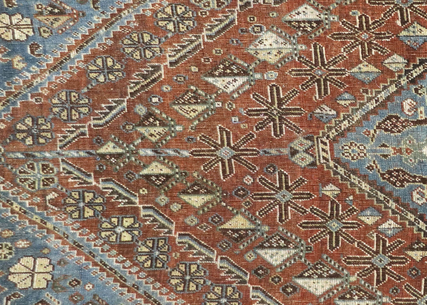 Semi Antique Persian Shiraz Rug - 5'2" x 8'4"