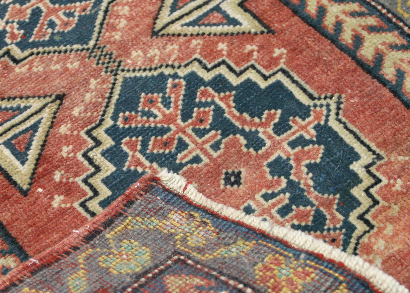 Vintage Turkish Oushak Yastic - 1'9" x 3'2"