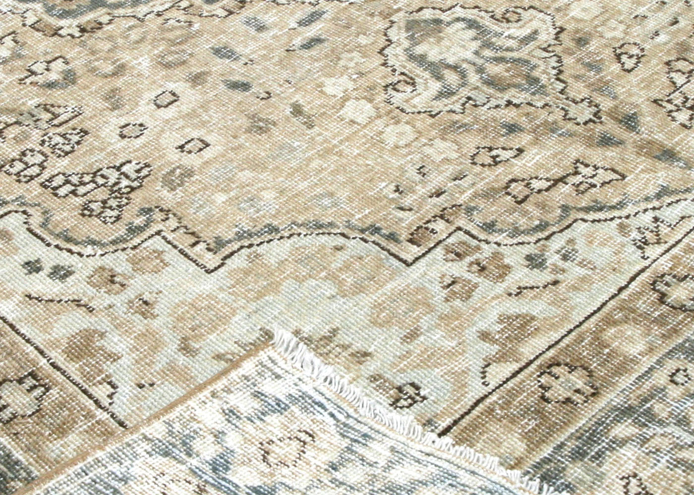 Vintage Persian Tabriz Rug - 4'1" x 5'7"