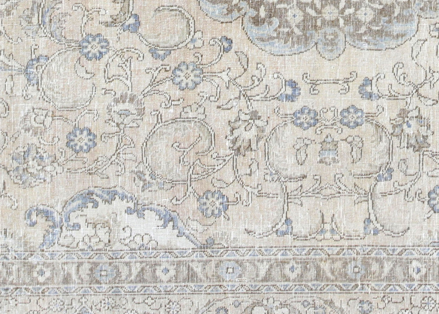 Vintage Persian Tabriz Rug - 9'5" x 12'8"