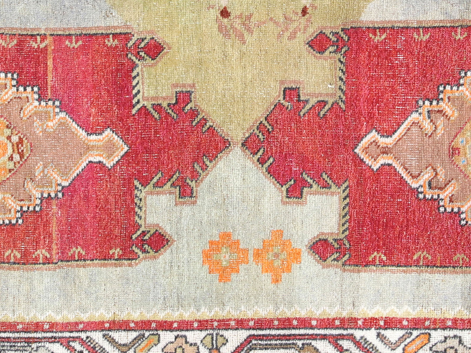 Vintage Turkish Oushak Rug - 5'4" x 8'5"